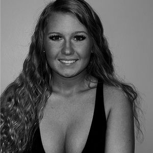 Meet your Posher, Abby